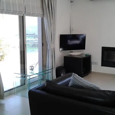 Villa Idyllic 3 Bed With Stunning Views *